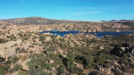 Watson-Lake-Wasserreservoir,-Granit-Dells-Arizona-Usa
