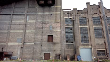 Old-And-Abandoned-Balmain-Power-Station-In-Sydney,-Australia---wide-shot