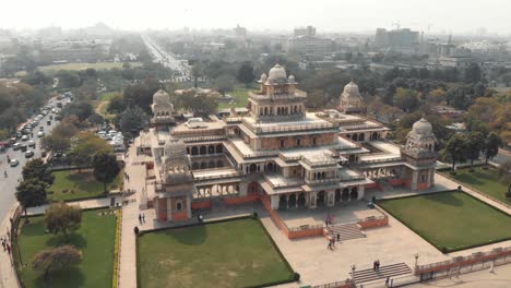 Ram-Niwas-Garden,-Jardín-Situado-En-La-Ciudad-De-Jaipur