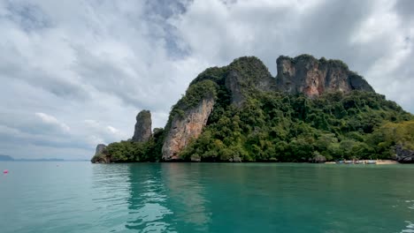 Isla-De-Pollo,-Koh-Kai,-Provincia-De-Koh-Krabi,-Tailandia
