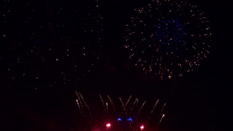 A-huge-fireworks-display-fills-the-night-sky