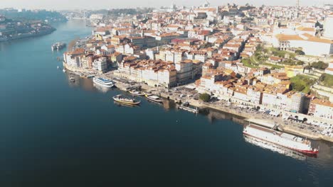 Panoramic-view-of-Ribeira,-Porto,-and-Douro-river