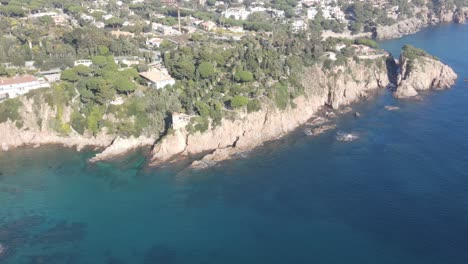 Blick-Auf-Tossa-De-Mar-An-Der-Katalanischen-Küste