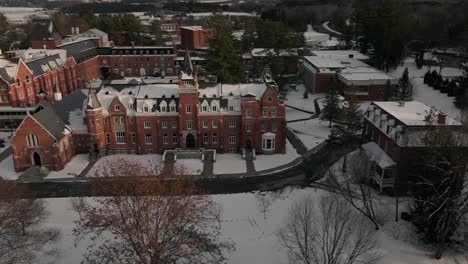 Bishop's-University-McGreer-Hall-And-GoMentor-Surrounded-With-Snow-During-Winter-In-Lennoxville,-Quebec