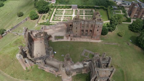 England-Tourism-Sight-Seeing-Destination-of-Kenilworth-Castle,-Aerial