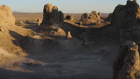 Wild-and-wonderous-landscape-of-Trona-Pinnacles-at-sunset