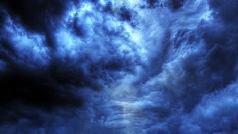Una-Nube-Azul-Oscuro-Con-Una-Tormenta-Que-Brilló-Dentro