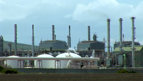 Gas-refinery-in-agriculture-area