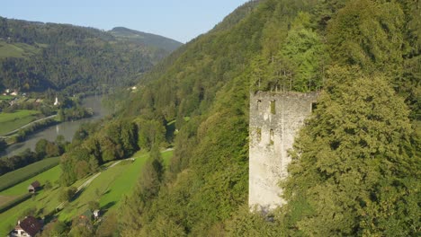 Abandoned-Pukstajn-Castle,-fortress-between-Mislinja-and-Drava-Valley