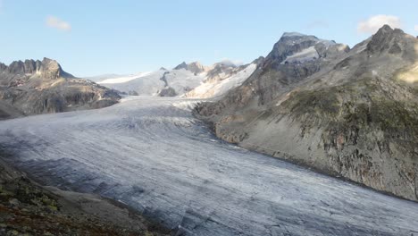 Luftaufnahmen-Von-Einem-Der-Berühmtesten-Gletscher-Der-Schweizer-Alpen---Dem-Rhonegletscher-In-Der-Nähe-Des-Furkapasses-An-Der-Grenze-Zwischen-Uri-Und-Wallis