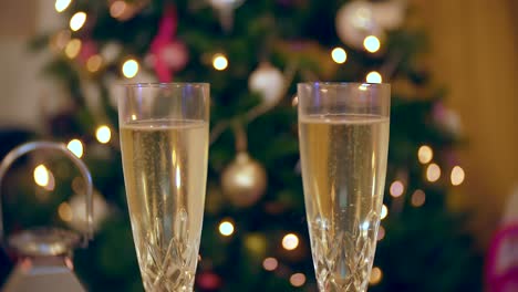 Dos-Copas-De-Champagne-Fizz-En-Navidad