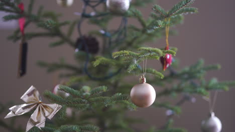 Christmas-decorations-on-Christmas-tree