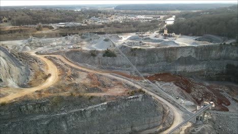 Flyover-of-rock-quarry-in-clarksville-tennessee-on-the-cumberland-river