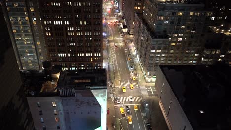 New-York-city-view-of-street