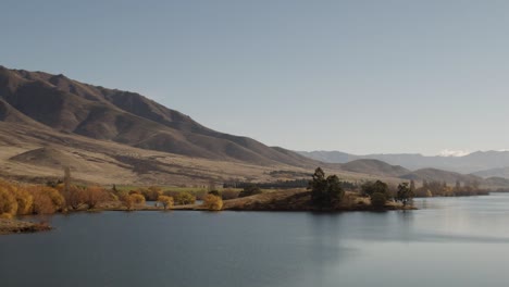 El-Espectacular-Y-Hermoso-Paisaje-De-Nueva-Zelanda-Con-El-Lago