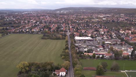 Reinhaeuser-Reinhäuser-Landstraße-in-Göttingen-Goettingen-mit-einer-Drone-überflogen
