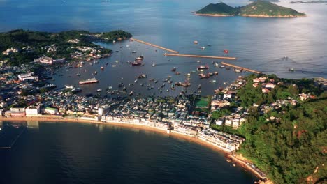 Idyllische-Tropische-Cheung-Chau-Insel-Marina-Küste-Luftbild-Hong-Kong-Ziel