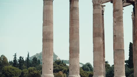 Ancient-Greek-temple-in-Athens,-Greece-during-summertime