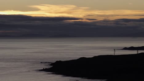 Neuseelands-Dramatische-Und-Schöne-Landschaft-Bei-Sonnenuntergang-Und-Ozean-Mit-Wolke