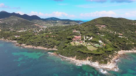 Aerial-view-of-Elba-Island