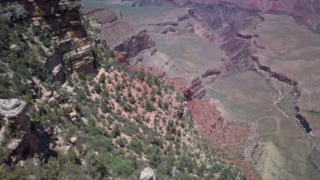 Tilting-up-shot-of-the-Grand-Canyon-from-the-South-Rim