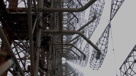 Close-Up-Detail-Of-Duga-Antenna---Duga-Radar-Station-In-Chernobyl,-Pripyat,-Ukraine---pedestal-shot