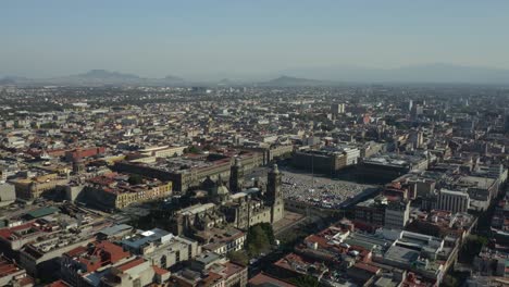 Vista-Panorámica-Del-Zócalo-De-La-Ciudad-De-México-El-Día-De-La-Tarde