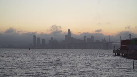 Static-Shot-of-a-Peaceful-Evening-in-Oakland-Viewing-San-Francisco-Across-the-Bay