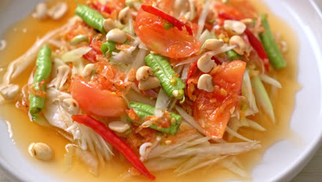 papaya-spicy-salad---somtam---Thai-traditional-street-food-style