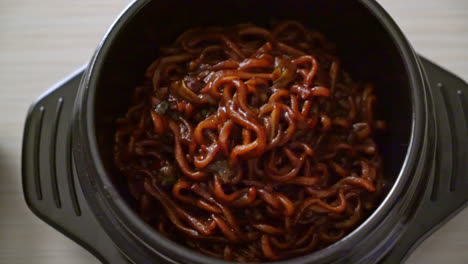 Korean-black-spaghetti-or-instant-noodle-with-roasted-chajung-soybean-sauce---Korean-food-style