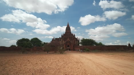 A-majestic-temple-in-Bagan,-Myanmar