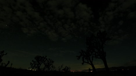 Amazing-all-night-holy-grail-time-lapse-of-the-Mojave-Desert-sky-with-the-moon-setting-and-sunrise