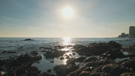 Cinemagraph-loop-of-afternoon-at-a-rocky-beach