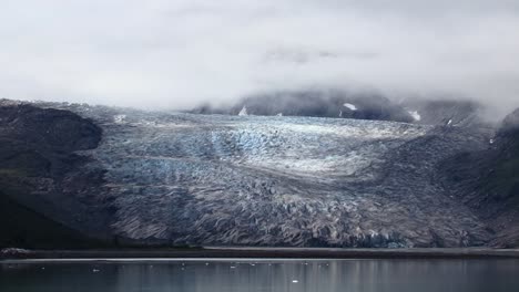 Close-shot-of-a-glacier-in-Glacier-Bay-National-Park,-Alaska