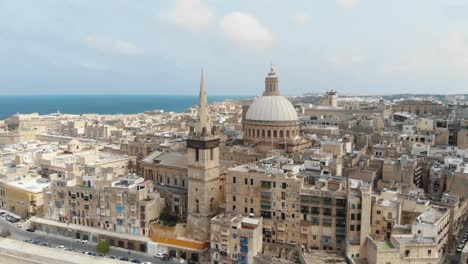 Basílica-De-Nuestra-Señora-Del-Monte-Carmelo,-Valletta,-Malta