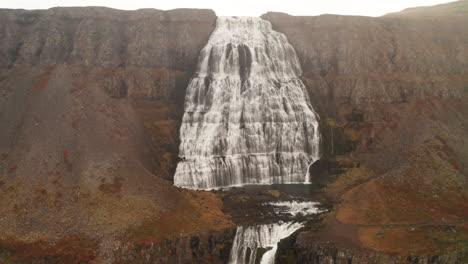 Stunning-Scenery-Of-Nature-With-Mountain-And-Cascading-Water-At-Dynjandi-Waterfalls-In-Westfjords,-Iceland