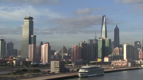 Cityscape-of-Shanghai,-China-filmed-from-the-harbor-area