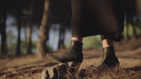 Premium-high-heel-black-boots-fashion-for-women-closeup