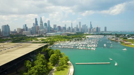 Aerial-View-of-Chicago-Boat-Harbor-with-Chicago-Skyline-in-Background