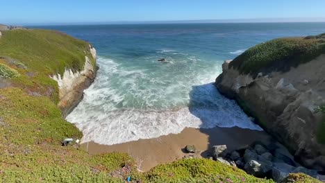 Santa-Cruz-coastal-landscape,-California