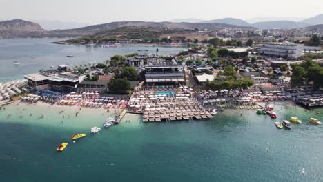 Hermosa-Playa-De-Ksamil-En-Albania