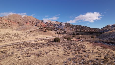 Malerische-Landschaft-Der-Berge-In-Sierra-Nevada,-Kalifornien,-Luftaufnahmen-Von-Unverschmutzter-Natur