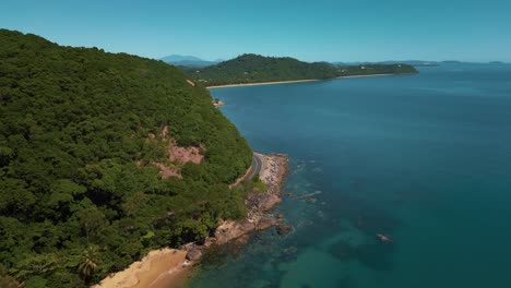 Tropical-beach-Cape-Tribulation,-Daintree-Rainforest