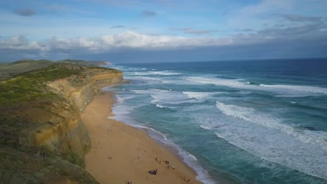Australia-Great-Ocean-Road-Cinematic-Adelante-Dron-Epic-Drive-Impresionante-Escena-Oceánica-Establecimiento-Disparo-Por-Taylor-Brant-Película