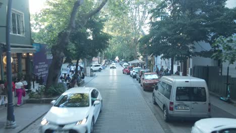 Menschen,-Die-Durch-Die-Straßen-Von-Istanbul-Gehen