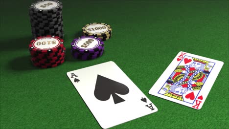 Karten,-Die-Auf-Einen-Pokertisch-Mit-Stapeln-Von-Spielchips-Ausgeteilt-Werden---Pokerhände---Pik-Ass-Und-Herz-König---21-Ponton