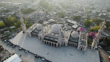 Luftaufnahme-Der-Eidgah-moschee-Muzaffarabad-Azad-Jammu-Kaschmir