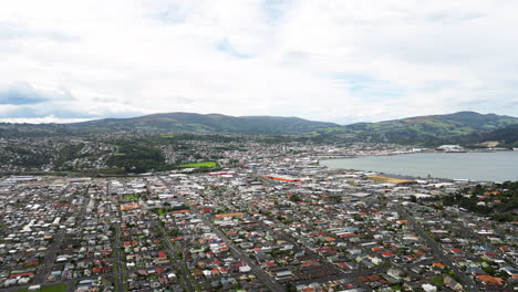 Living-district-of-Dunedin-city-in-New-Zealand,-aerial-drone-view