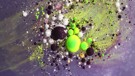 Flüssige-Makroblasen-Der-Abstrakten-Flüssigen-Kunst-Lösen-Sich-In-Wasser-Mit-Fließendem-Effekt-Der-Psychedelischen-Marmortintenpartikel-Auf