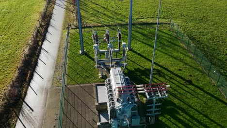 Aprovechando-La-Energía-Del-Viento:-La-Infraestructura-Y-Los-Transformadores-De-Alto-Voltaje-De-Una-Estación-Generadora-De-Viento-En-El-Norte-De-Rhine-Westphalia-Alemania